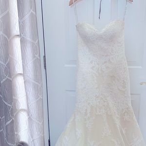 A Beautiful shape dress for wedding ivory color